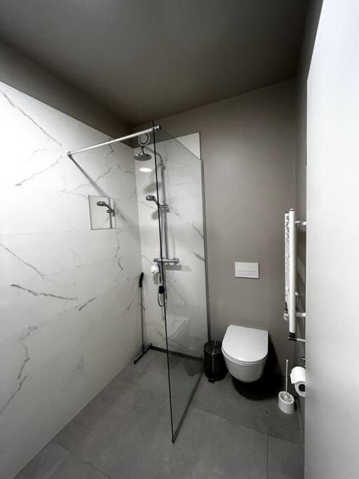 A Modern & Homely Apartment レイキャヴィーク エクステリア 写真